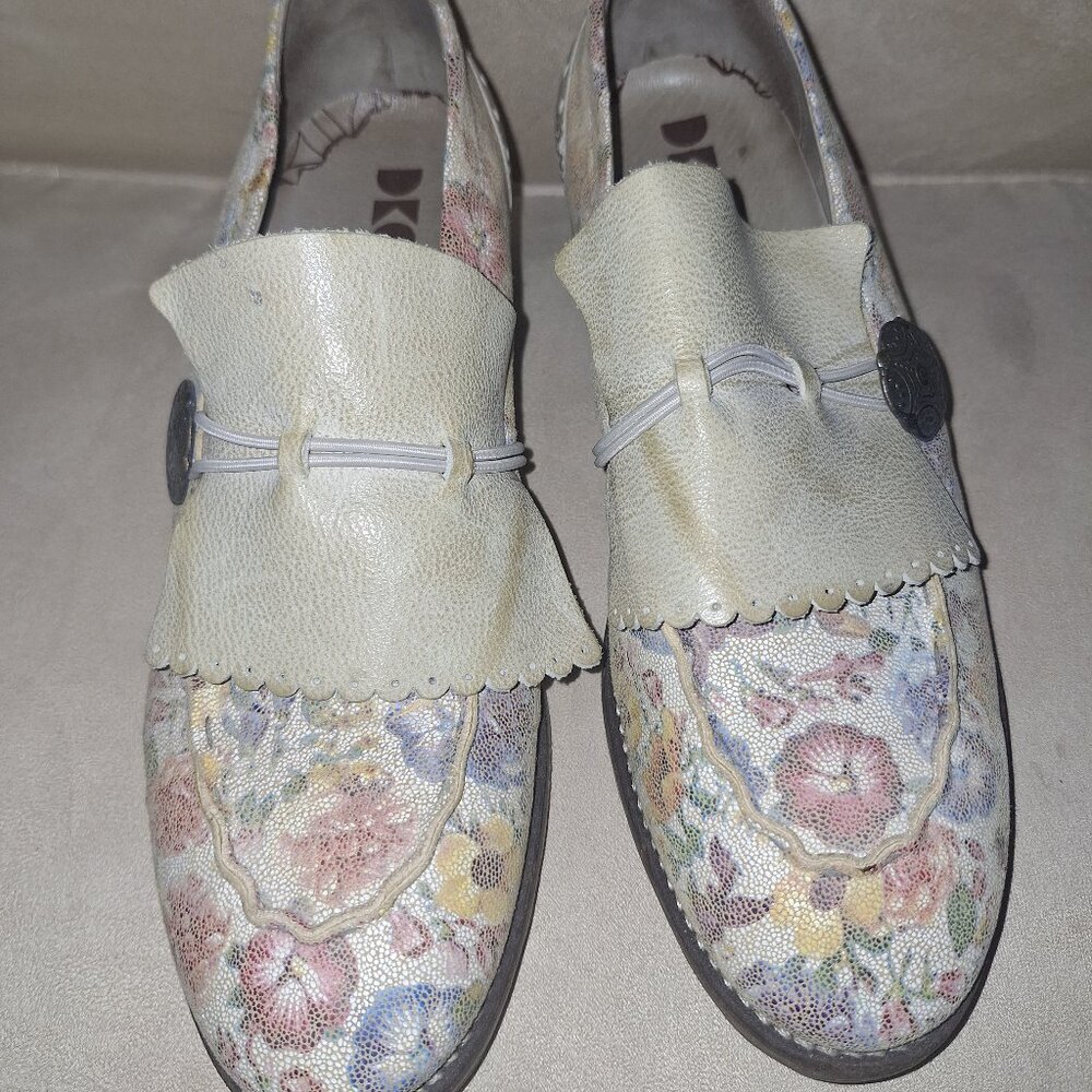 DKode leather loafers size 39/8.5